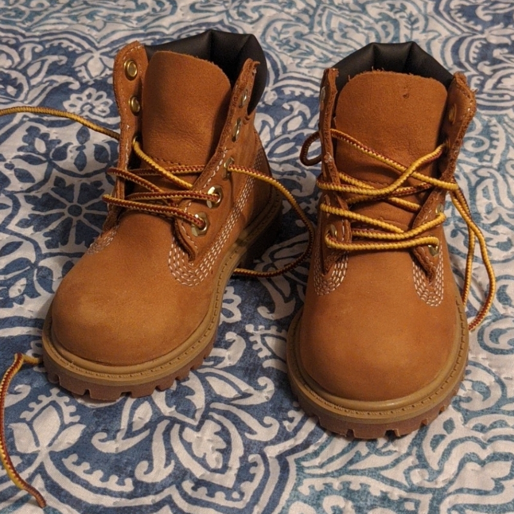 Toddler boys timberland boots